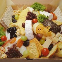 Sajtos Tapas box
